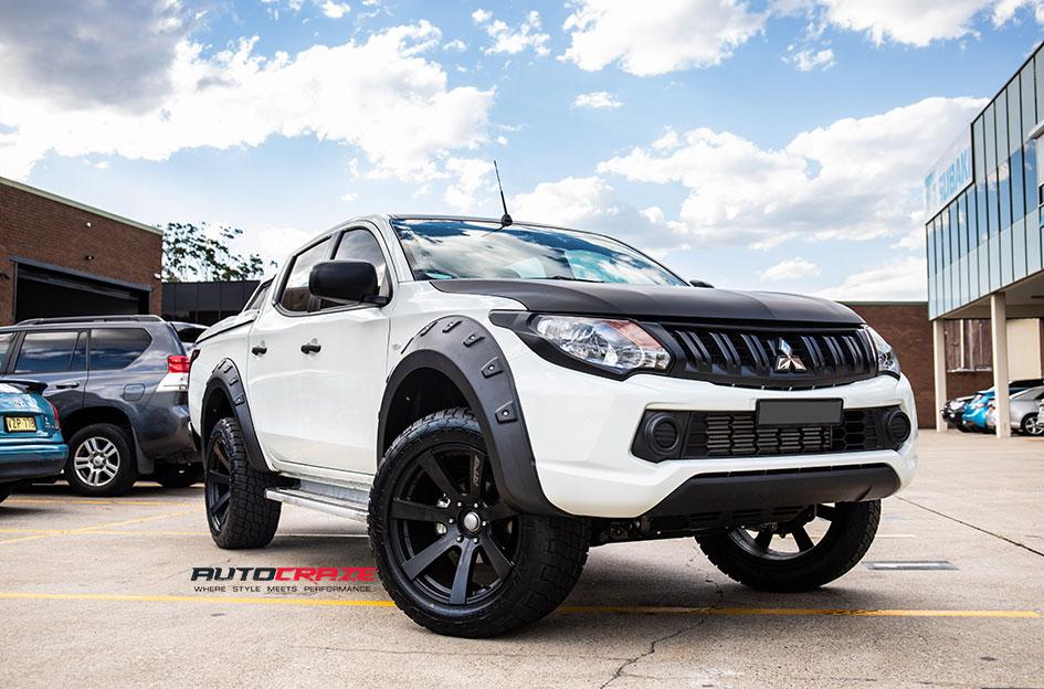 MITSUBISHI TRITON RTG MATTE BLACK LASER TEXT